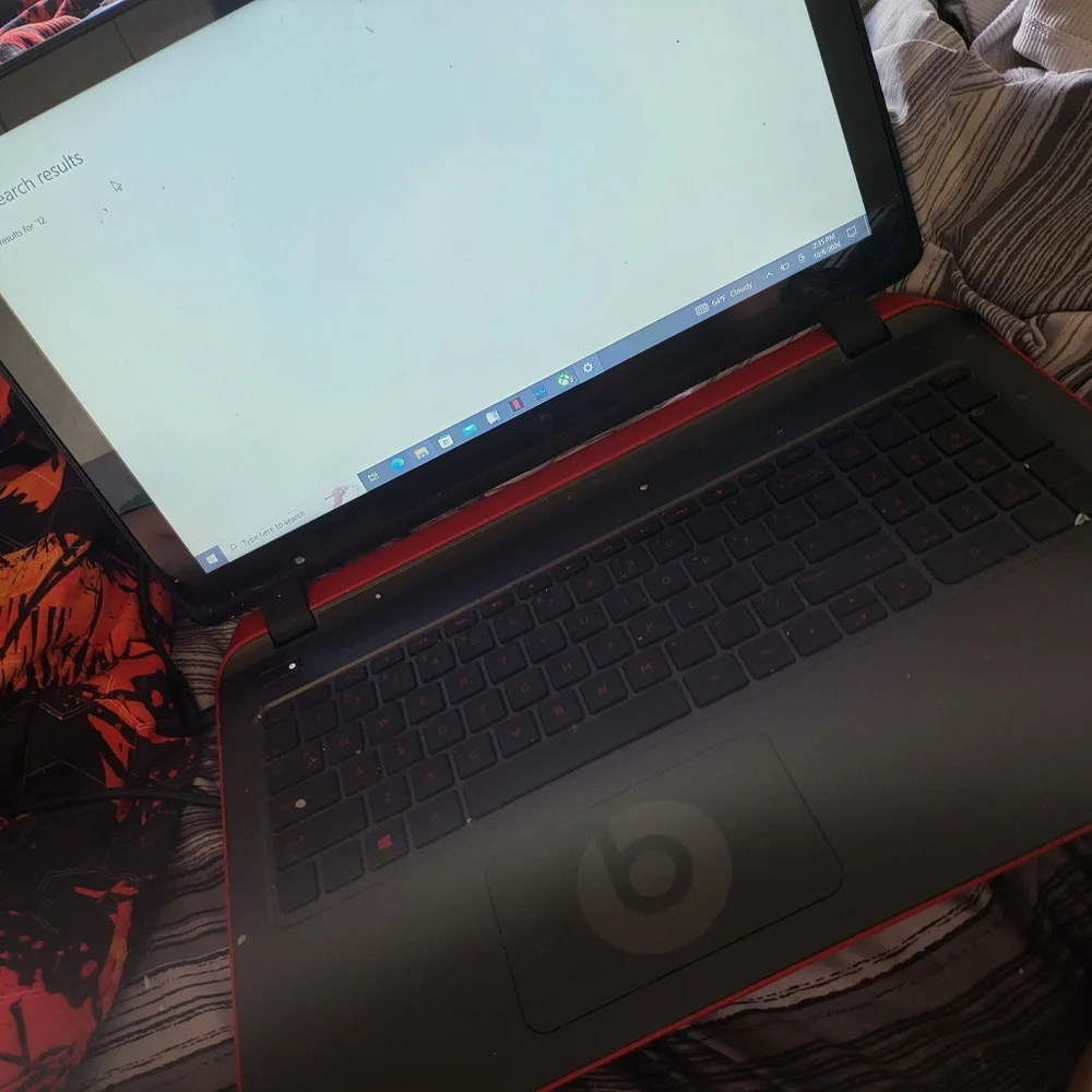 Beats touch screen laptop